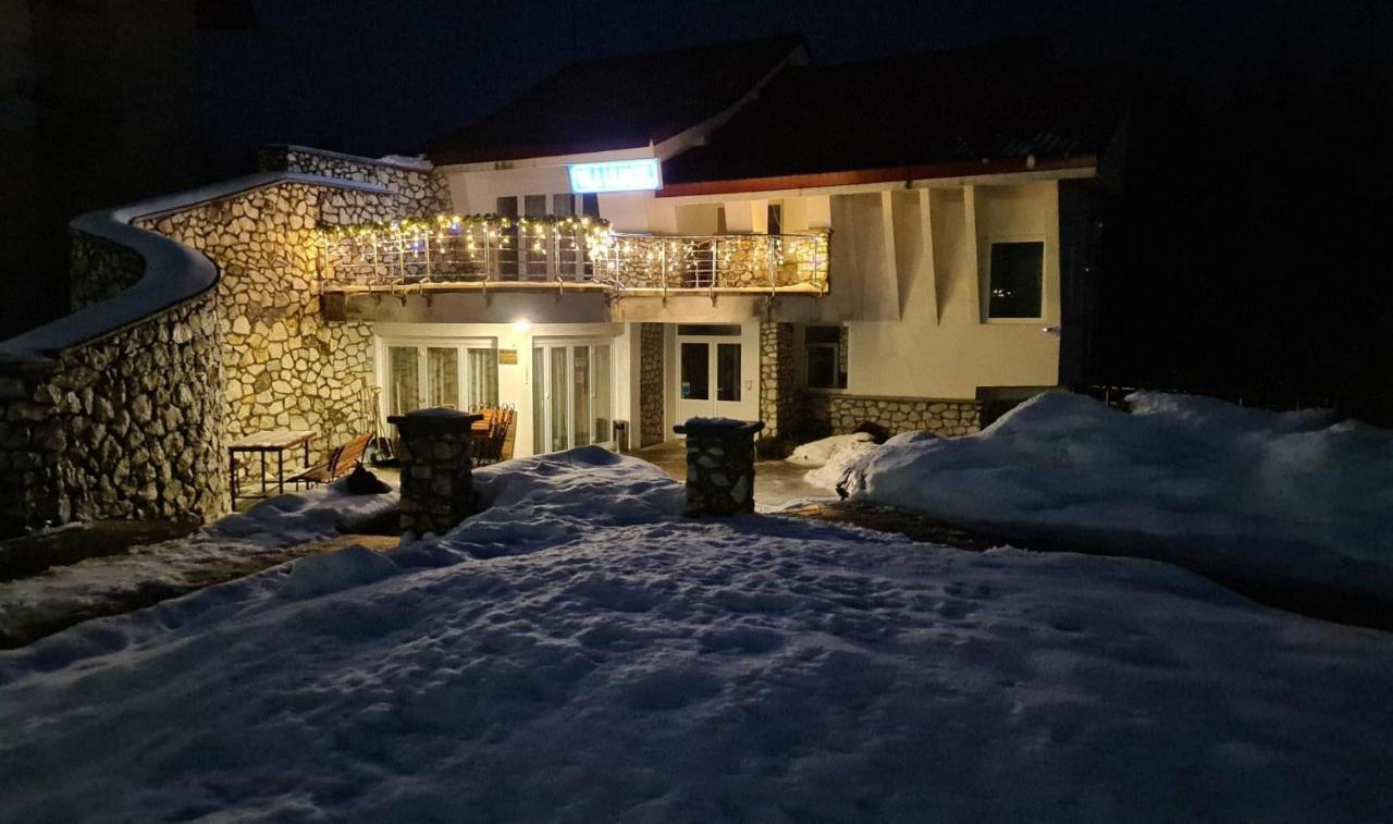 Vila Liliacul Stana de Vale Eksteriør bilde